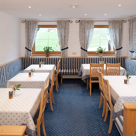 Guest house S'hoamatl Obergurgl